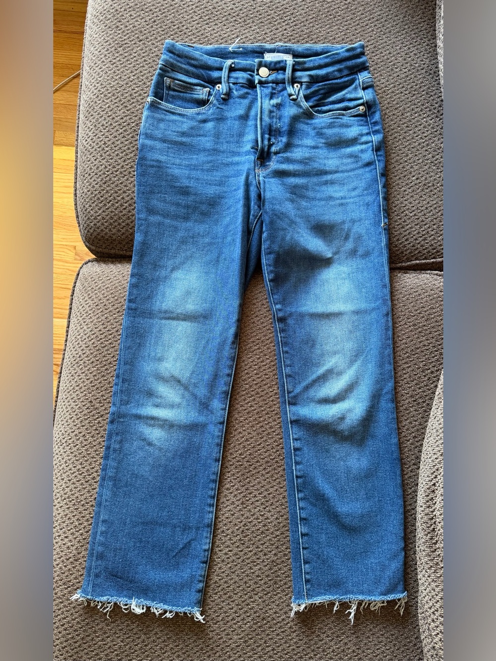 Good American High Rise Raw Hem Jeans | Size 4/27 | Cropped Straight Denim